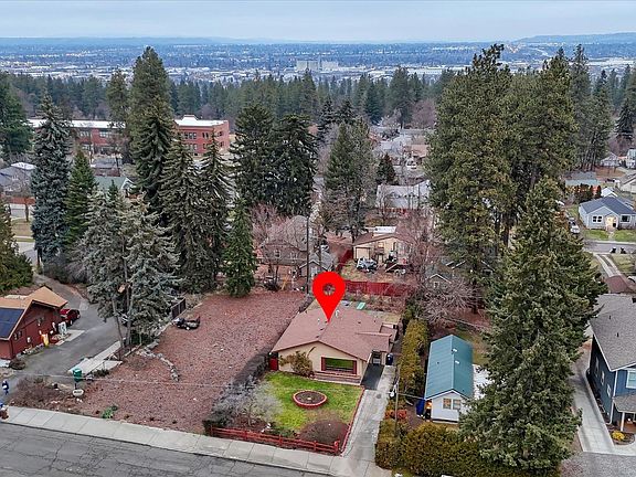 5th image of 2717 E 19th Ave