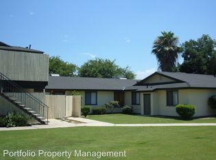 2820 N Half Moon Dr APT C, Bakersfield, CA 93309