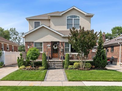 15707 22nd Avenue, Whitestone, NY, 11357