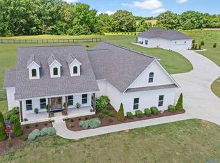 14685 Davis Rd, Athens, AL 35611
