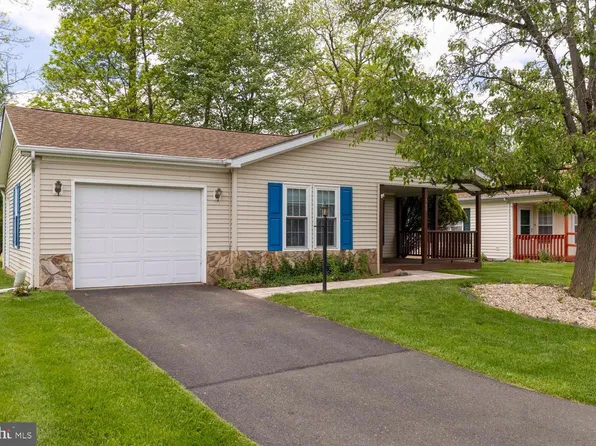 161 Grouse Cir, New Hope, PA 18938