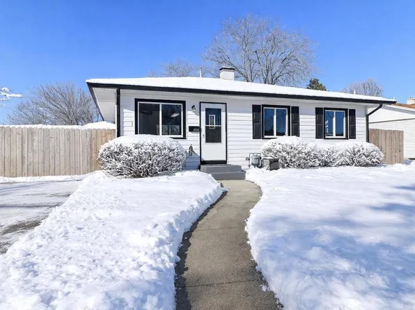 8528 17th AVENUE, Kenosha, WI 53143