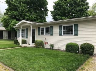 433 Fairview St, Loogootee, IN 47553