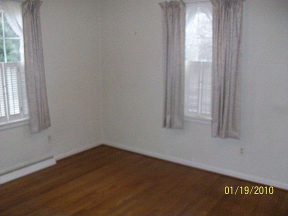bedroom #1