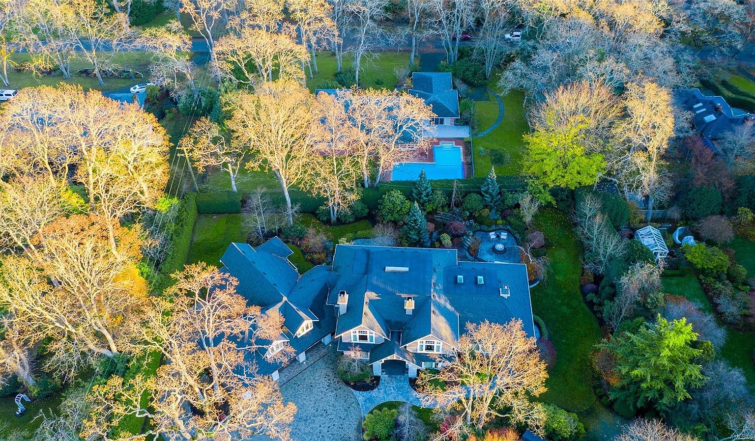 3165 3165/3130 Sherringham Pl, Oak Bay, BC V8R 3R9 MLS 949362 Zillow