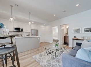 4404 20th St SW, Calgary, AB T2T5A4