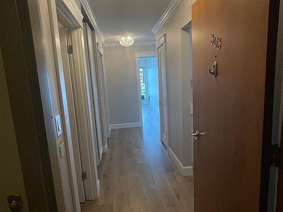 2nd image of 515 Lake St S APT 303