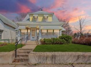 875 Magnolia Ave E, Saint Paul, MN 55106