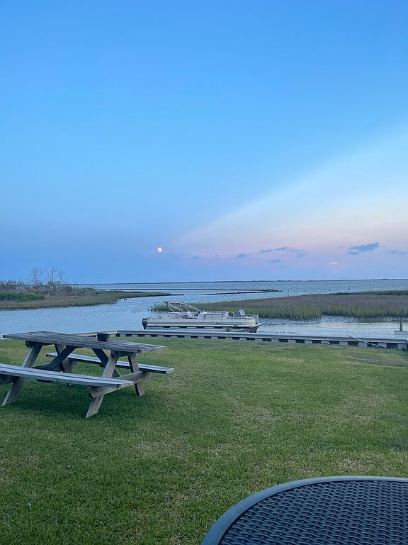 429 E Bayshore Dr - Property Image
