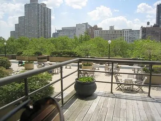 Rented by Fenwick Keats Real Estate | media 4