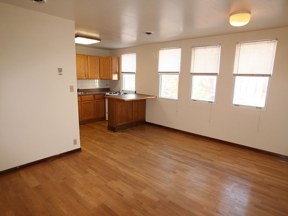 1st image of 2937 N Southport Ave #2