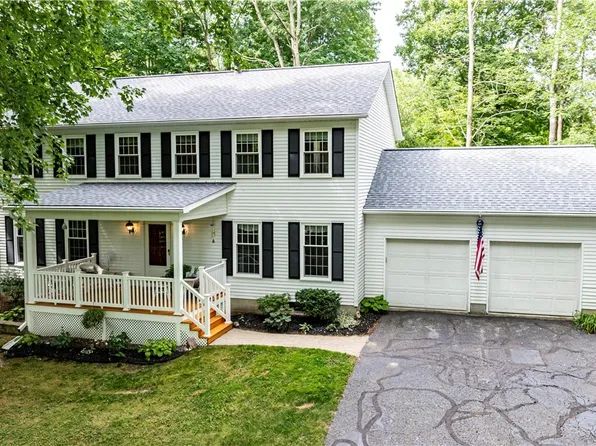 10625 Butternut Rd, Chesterland, OH 44026