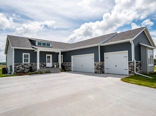 1400 Green Oak Pass, Tiffin, IA 52340