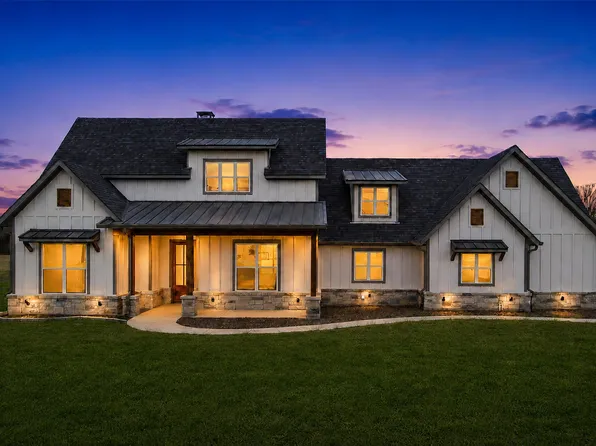 2667 Vz County Road 3820, Wills Pt, TX 75169