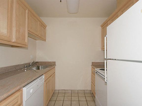 3rd image of 408 Grant Ave APT 302