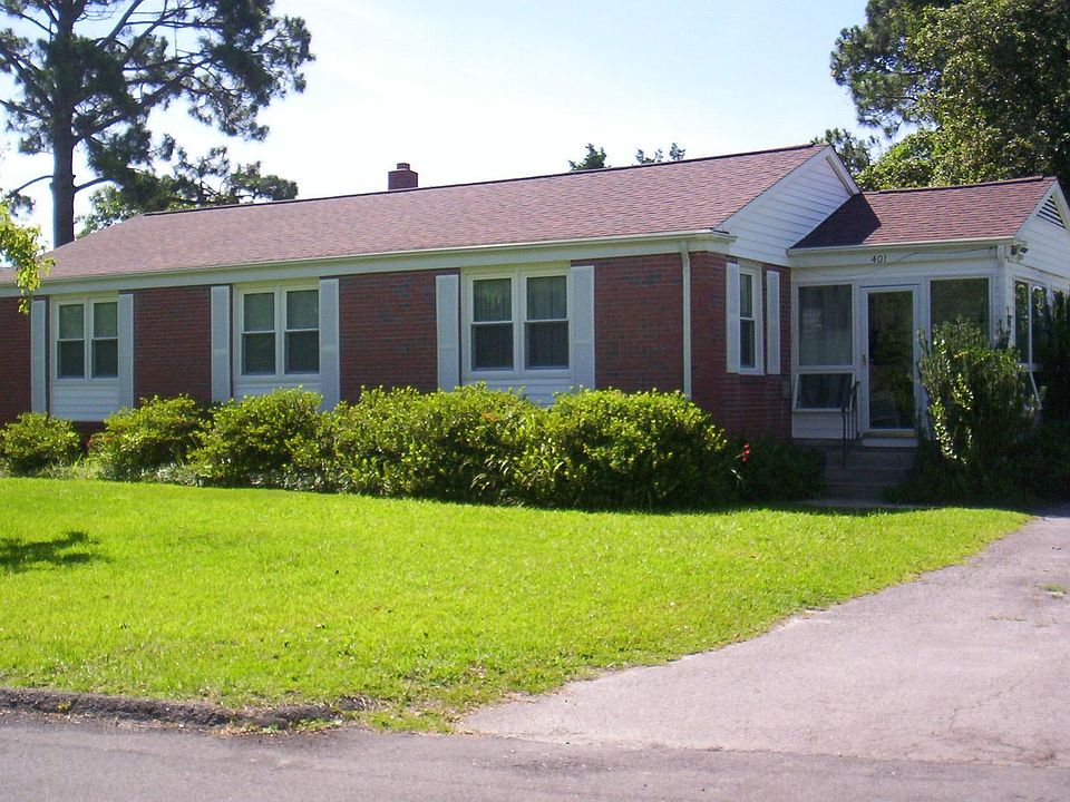1st image of 401 5TH Street S