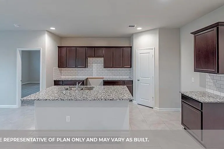 1603 Barrows Ln — Photo 3