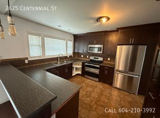 2625 Centennial St, Abbotsford, BC V2T2V3