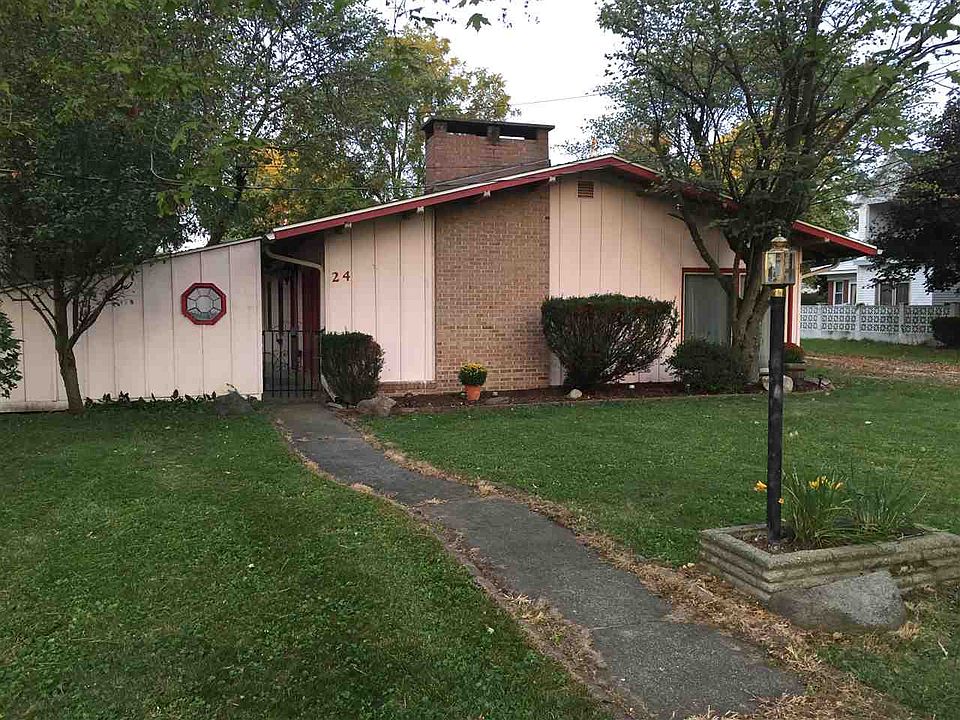 1st image of 24 N Waddell St