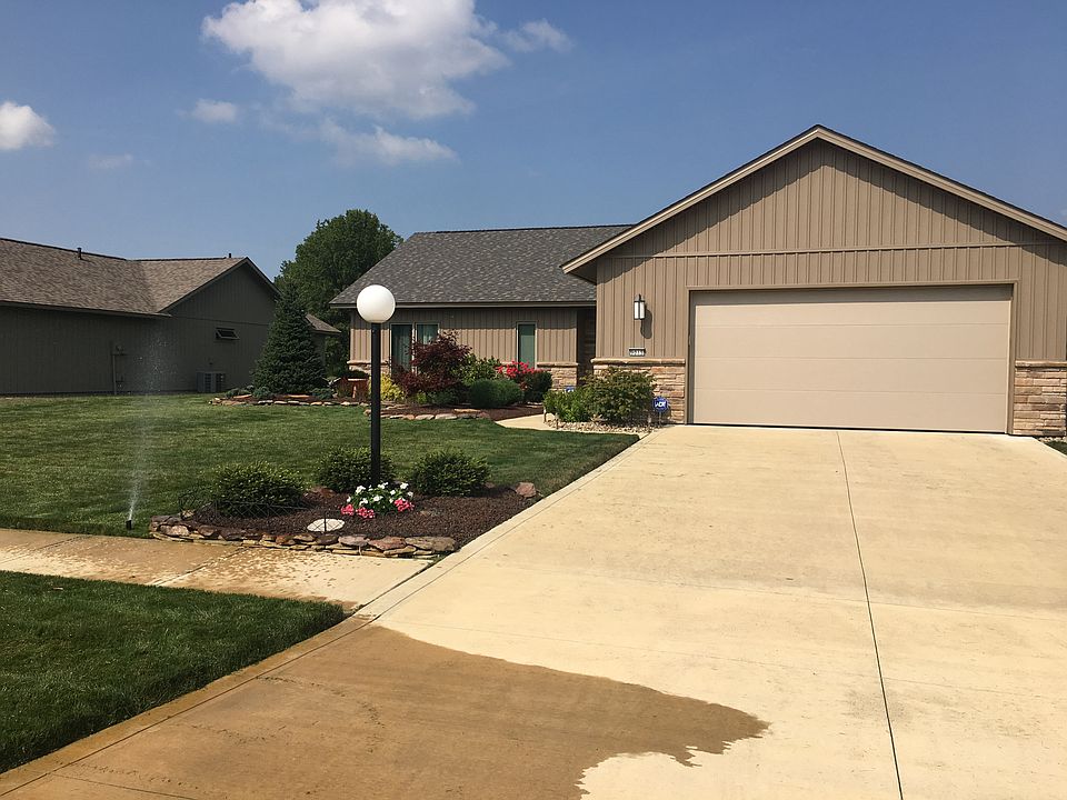 2nd image of 9015 Gatestone Rd
