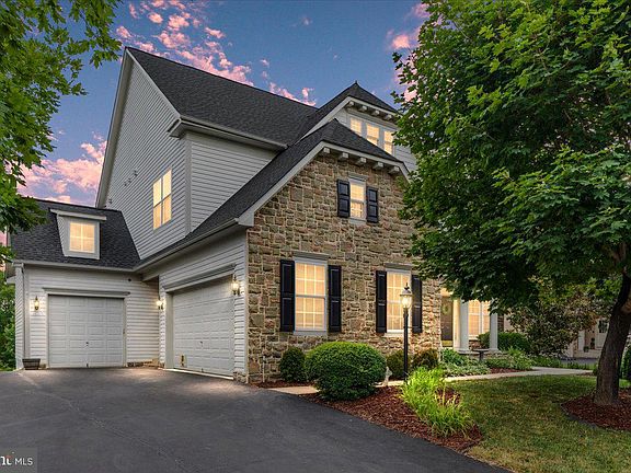 2nd image of 4110 Cray Dr