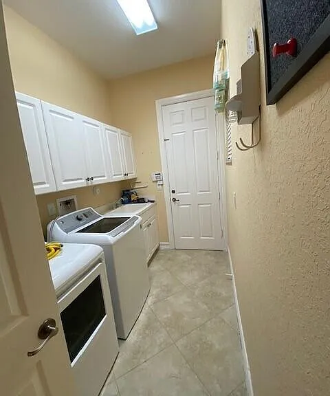 9504 Equus Cir — Photo 24