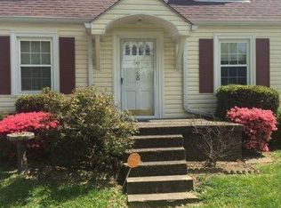 928 Parkway Dr, Louisville, KY