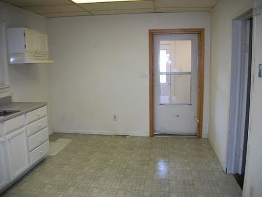 5th image of 13534 S Mackinaw Ave