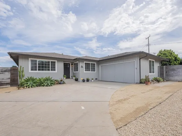 17045 Nina Ct, Salinas, CA 93908