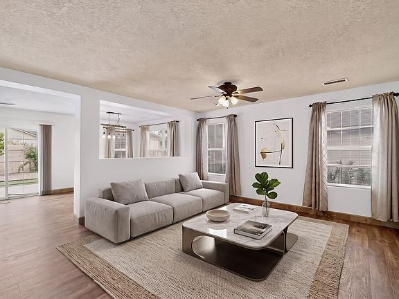4th image of 8715 Sawgrass Pl NW