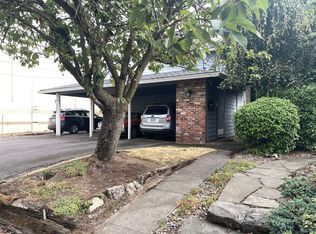 3250 SE 15th Ave #4, Portland, OR 97202