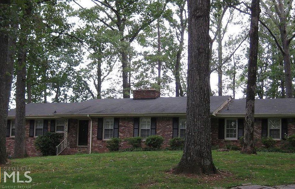 2nd image of 745 Marietta Hwy