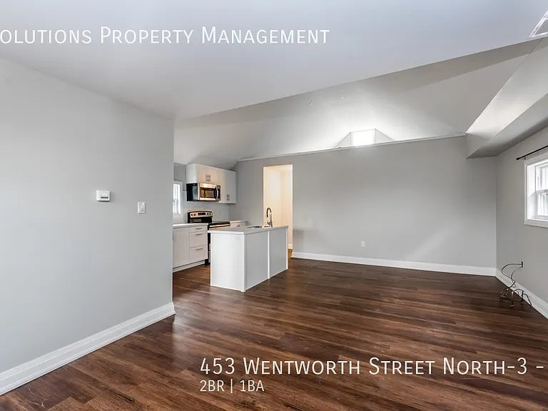 453 Wentworth St N #3 — Photo 18