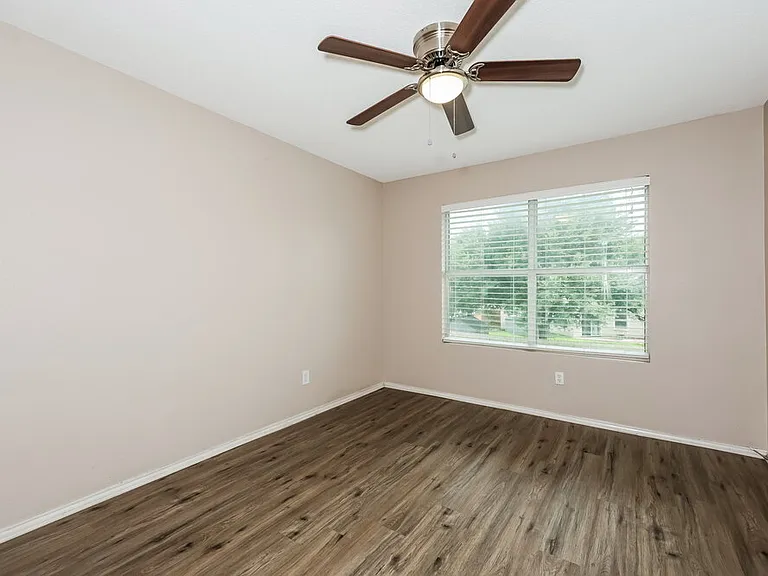 317 Blairwood Dr — Photo 15