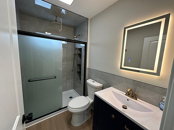 4th image of 1713 Mildred Ave #3