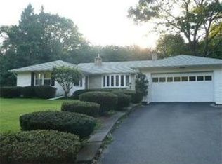 28 1st St, Rehoboth, MA 02769