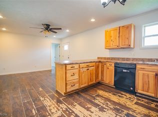 43 Thorn St, Parkersburg, WV 26101