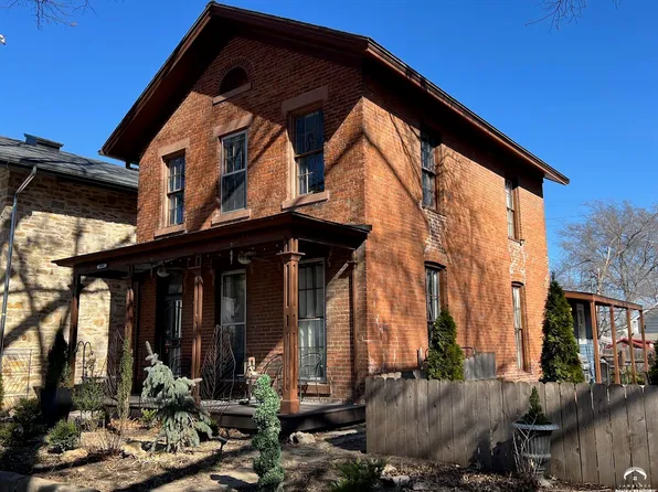 904 Rhode Island St, Lawrence, KS 66044