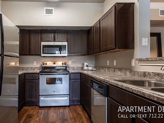 2nd image of 1606 River Pointe Dr #1092