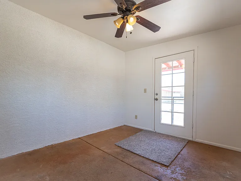 1560 N John Adams St — Photo 19
