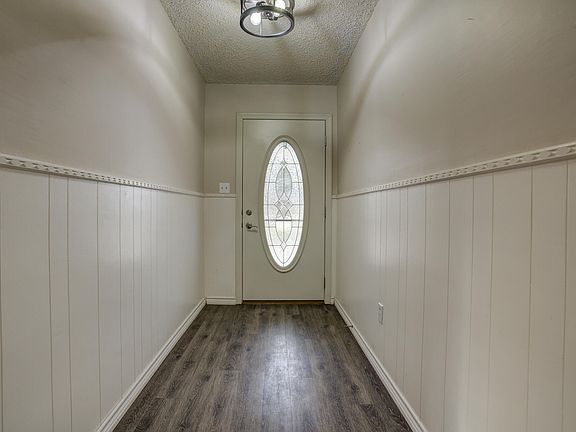 4th image of 1410 2nd St