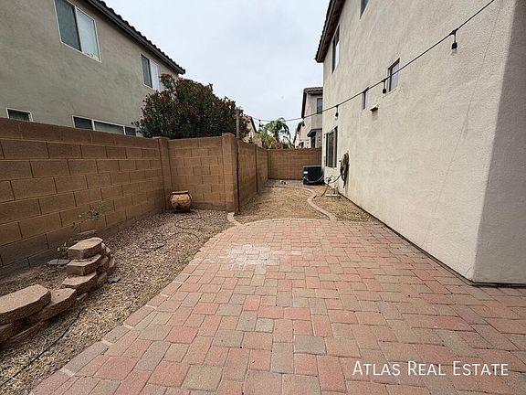 3rd image of 37 W Camino Rancho Palomas