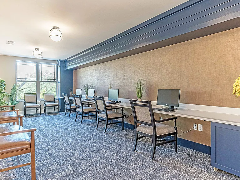 Ashlynn Ridge 55+ Apartments — Photo 19