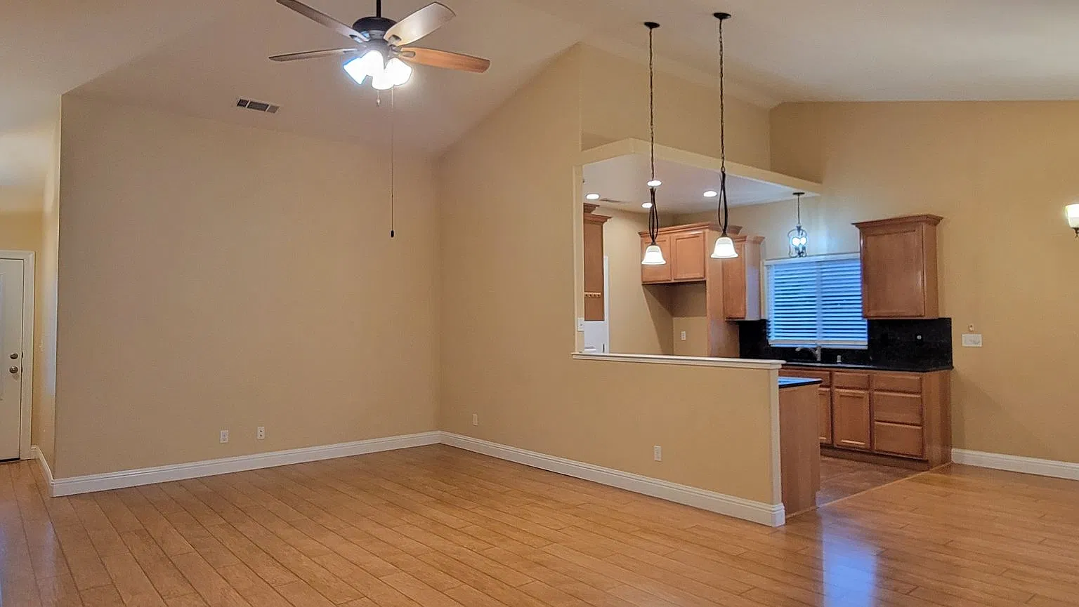 Beautiful Home in Crown Estates *Can be available sooner! — Photo 3
