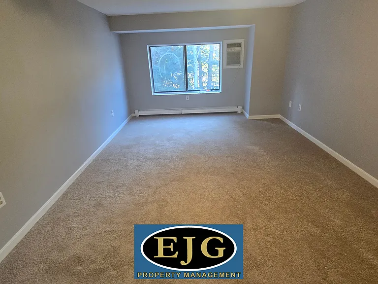 43 Indian Rock Rd — Photo 18