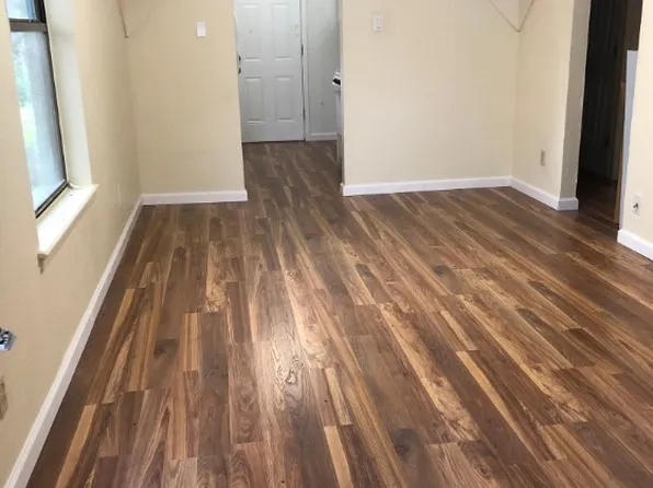 431 N Wilhite St, Cleburne, TX 76031