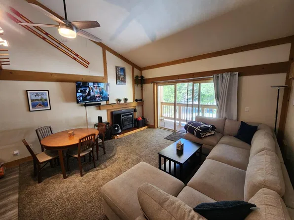 200 Creekside Dr, Arnold, CA 95223