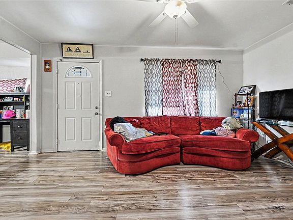 4th image of 2889 Beasley Dr