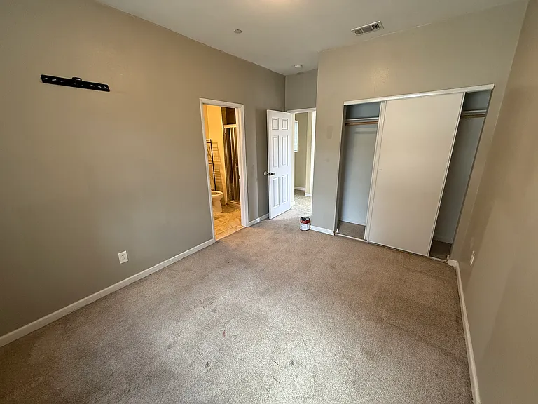 1363 Buena Vista Ave #1361 — Photo 13