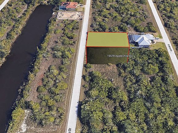 4th image of 15579 Applewhite Cir